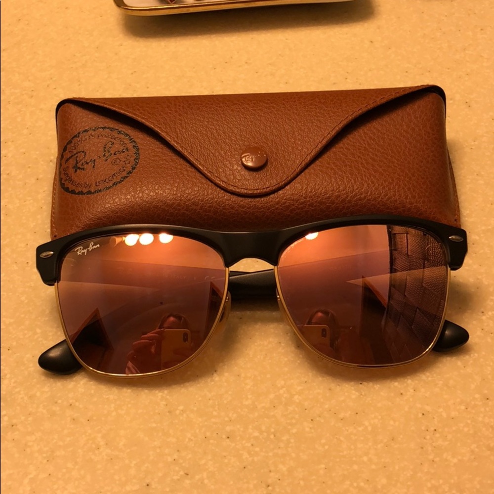 Ray-Ban